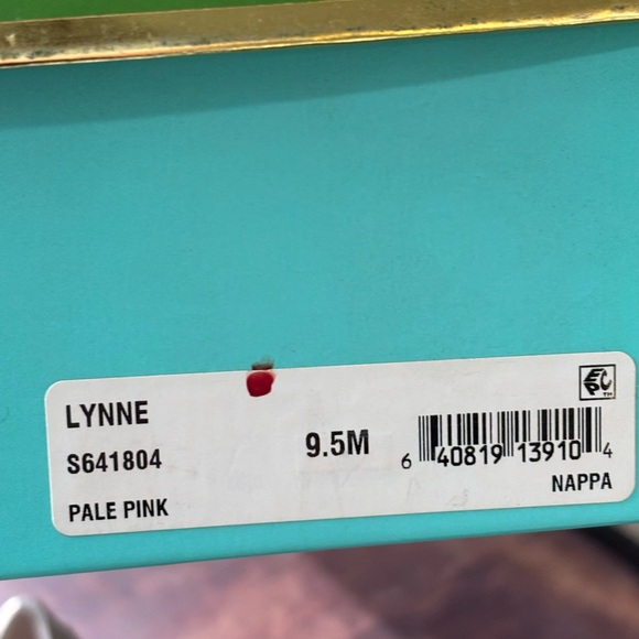 Kate Spade New York Lynne Heels - Picture 17 of 17